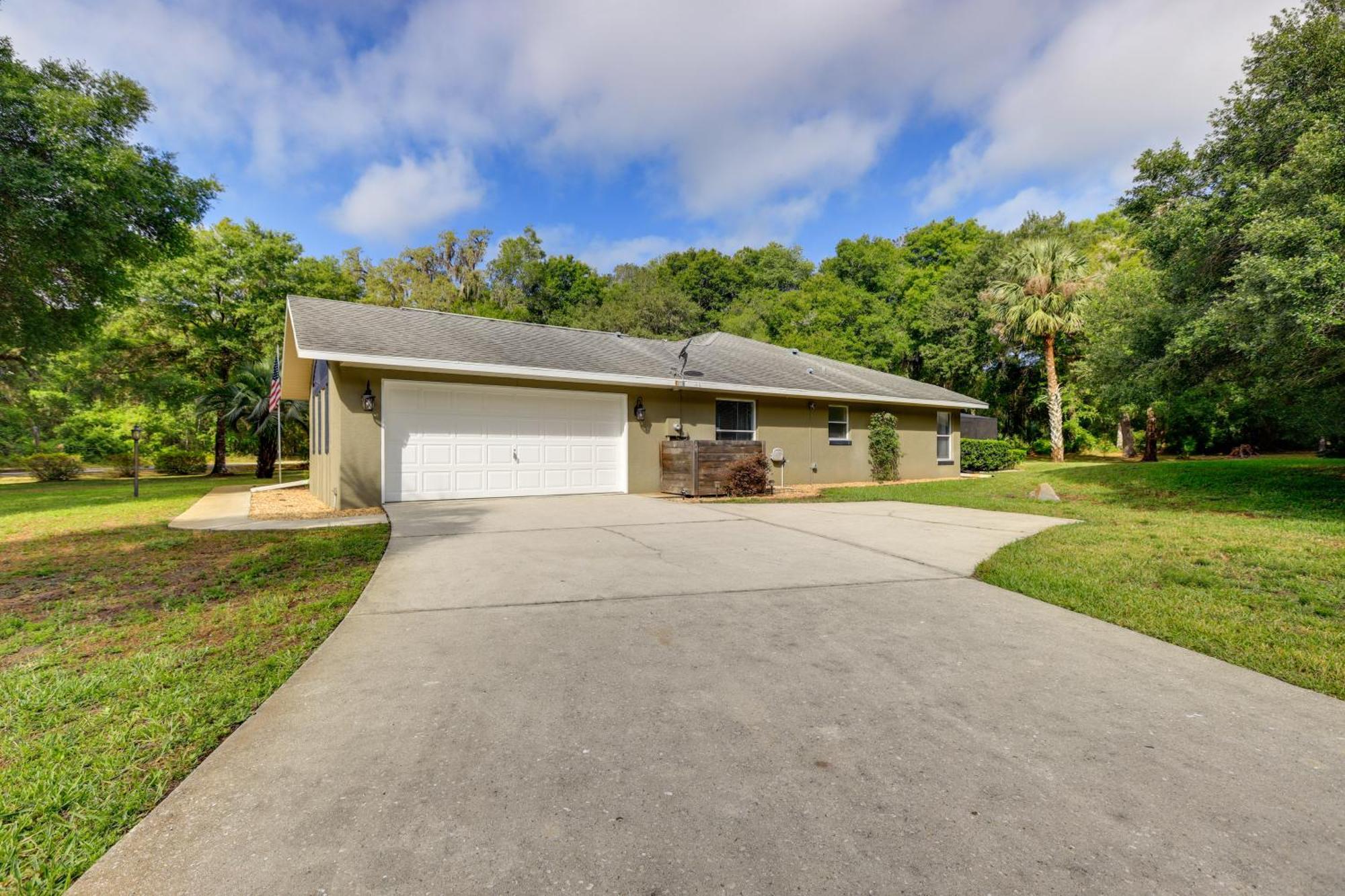 8 Mi To Rainbow Springs Dunnellon Area Home! Exterior photo