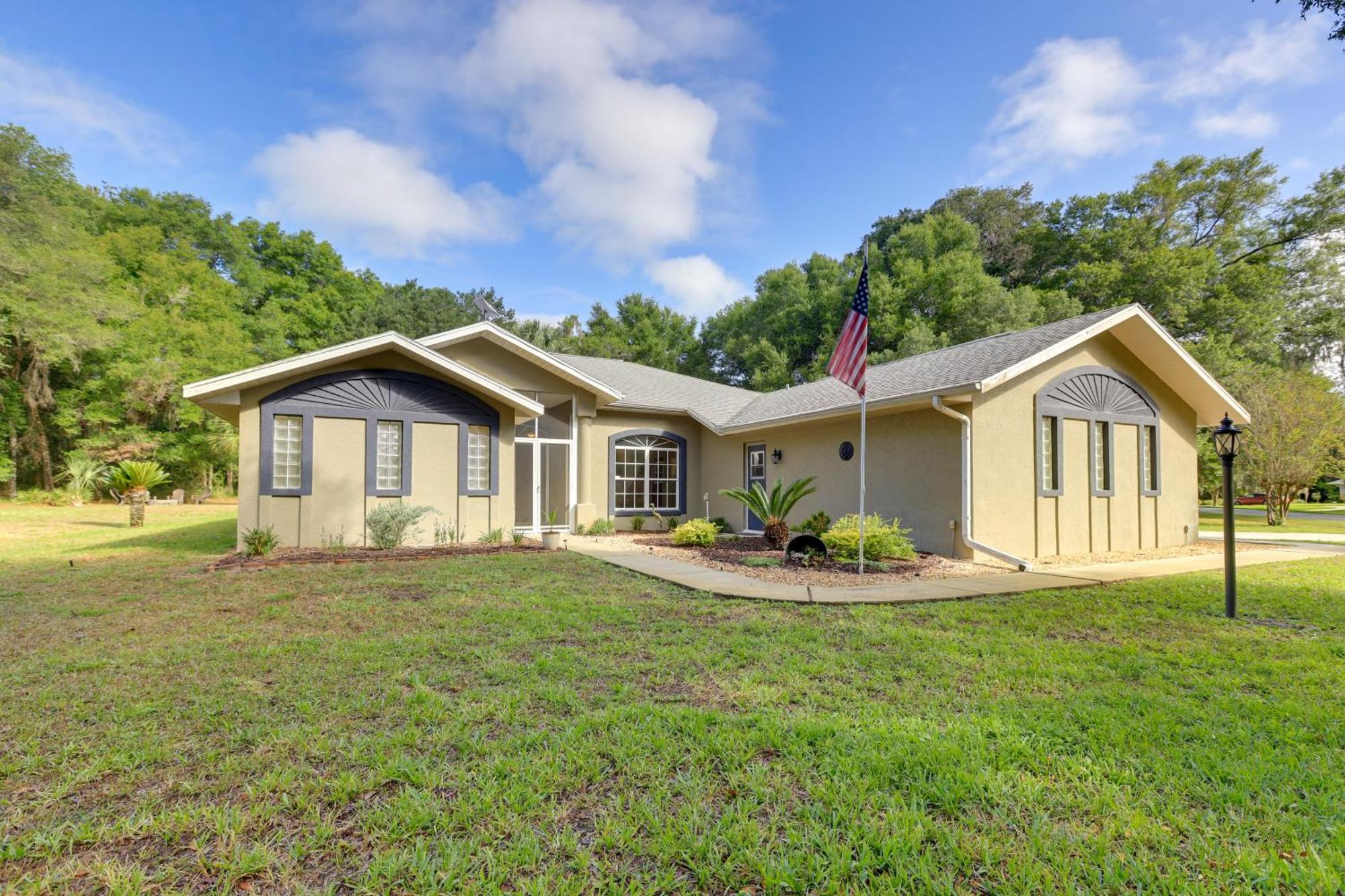 8 Mi To Rainbow Springs Dunnellon Area Home! Exterior photo